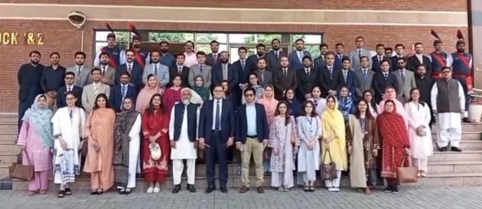 55 Member Delegation of Gilgit-Baltistan Officers Visits LDA Head Office, Briefed on Various Departments
