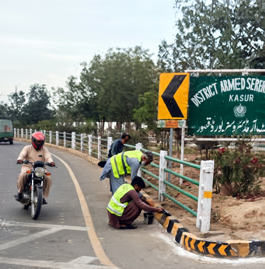Curb Stone Painting Underway on Main Roads in Kasur