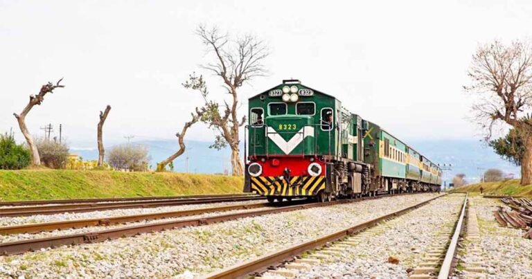 $2 Billion Rohri Karachi Rail Track Upgrade to Begin in September