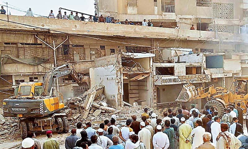 Encroachment Operation Intensifies in Chunian, Public Raises Concerns