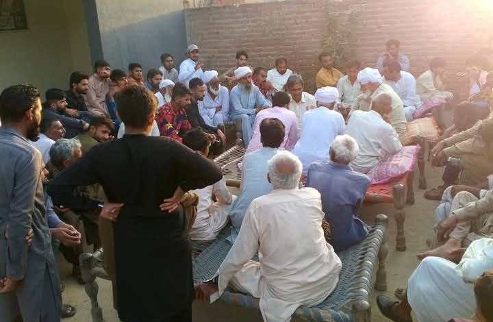 Achalke village residents protest over road dispute