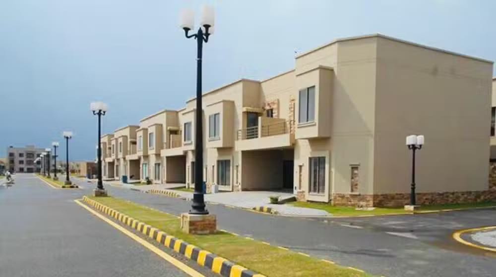Community Development Housing Project Launched for Low Income Families; Construction of Over 1,600 Houses to Begin This Year