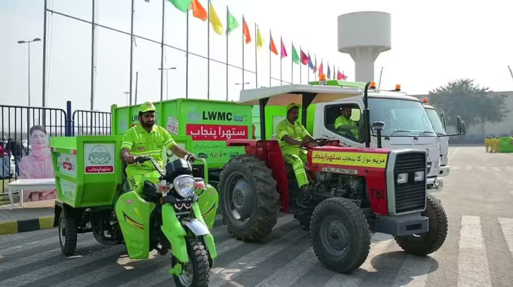 Major Cleanliness Drive in Wagah Town: Suthra Punjab Authority Deploys 321 Vehicles and Over 1,400 Workers