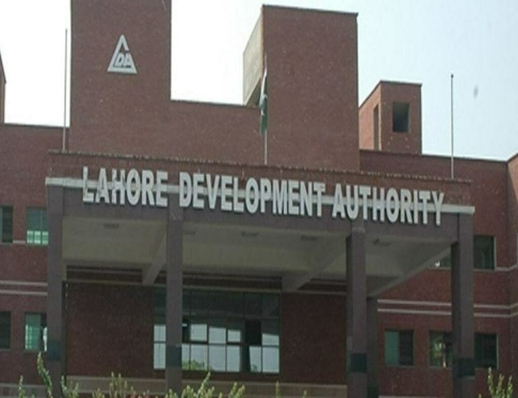 LDA Launches Major Crackdown: Illegal Constructions Demolished, 193 Commercial Properties Sealed