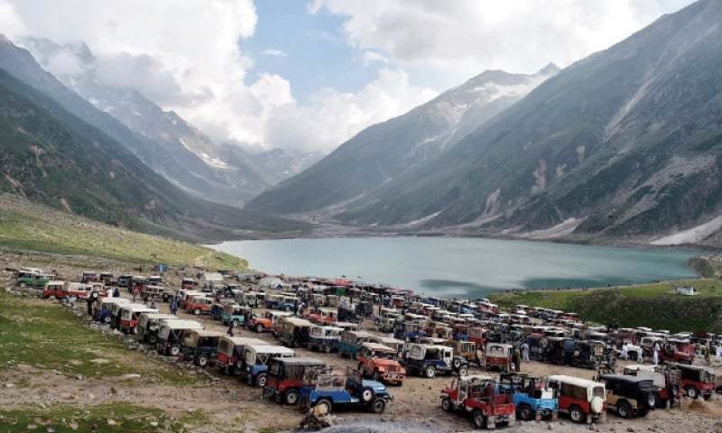 Authorities Direct KDA to Expedite Reopening of Saiful Muluk Road After Flood Damage
