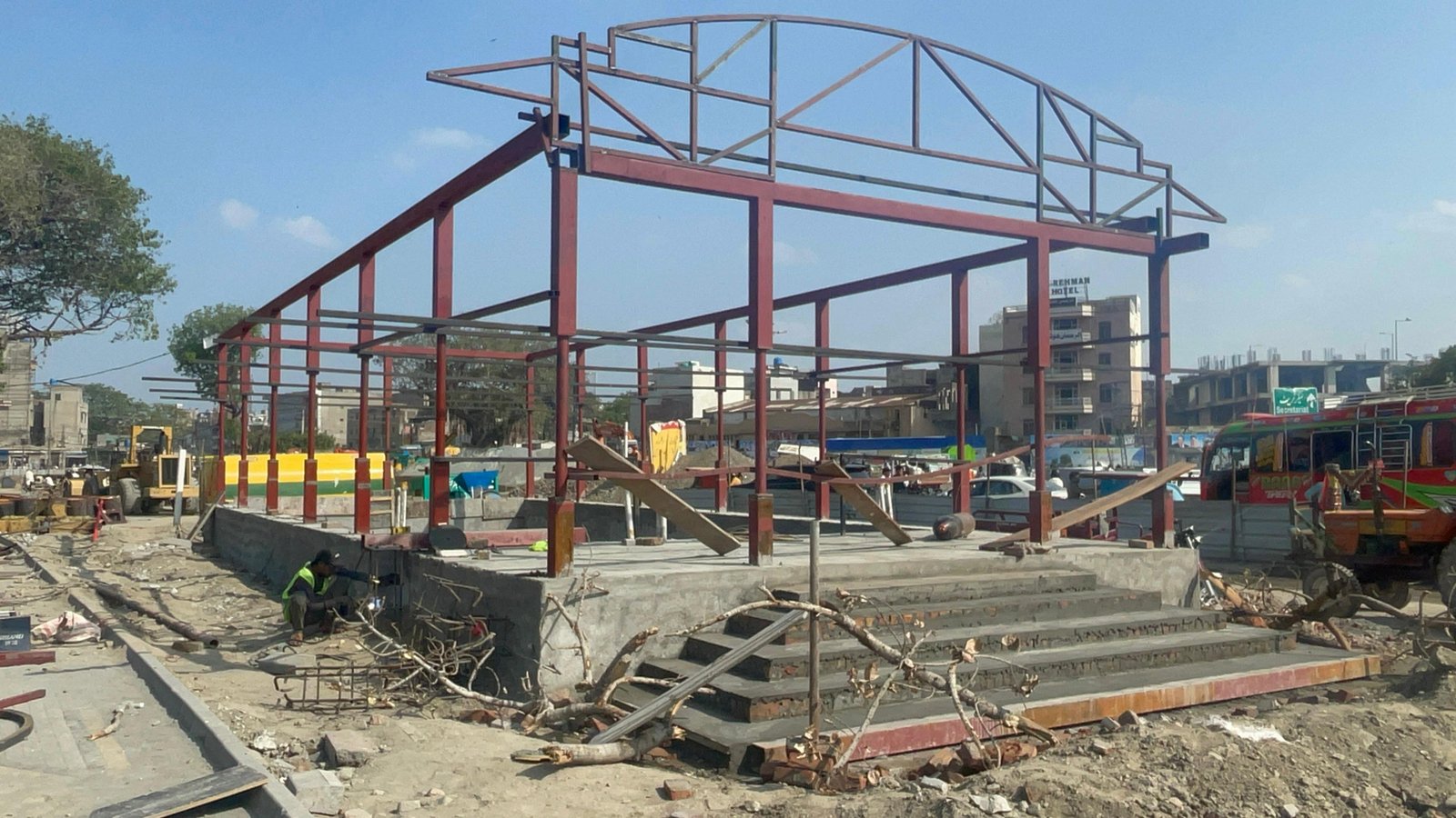 LDA DG Visits Data Darbar Expansion Project and Bhatti Chowk Underpass, Directs Acceleration of Work