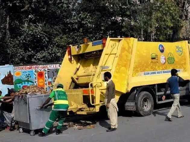 Punjab Sets New Record During Eid Cleanliness Operation, 222,000 Tons of Waste Collected in First Two Days